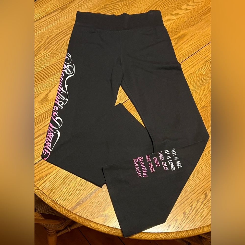 Beautiful Disaster RARE SOLD OUT LOYALTY Fold-over Waist Yoga Pants- XL - NWOT‼️